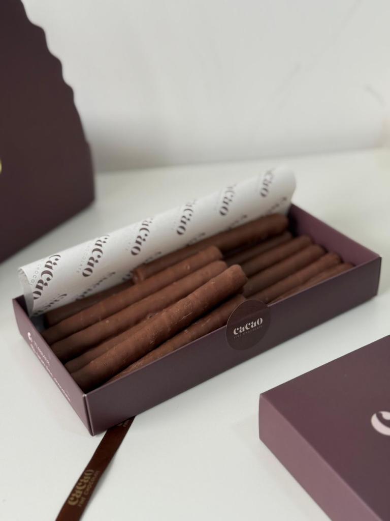 اصابع الويفر من كاكاو 